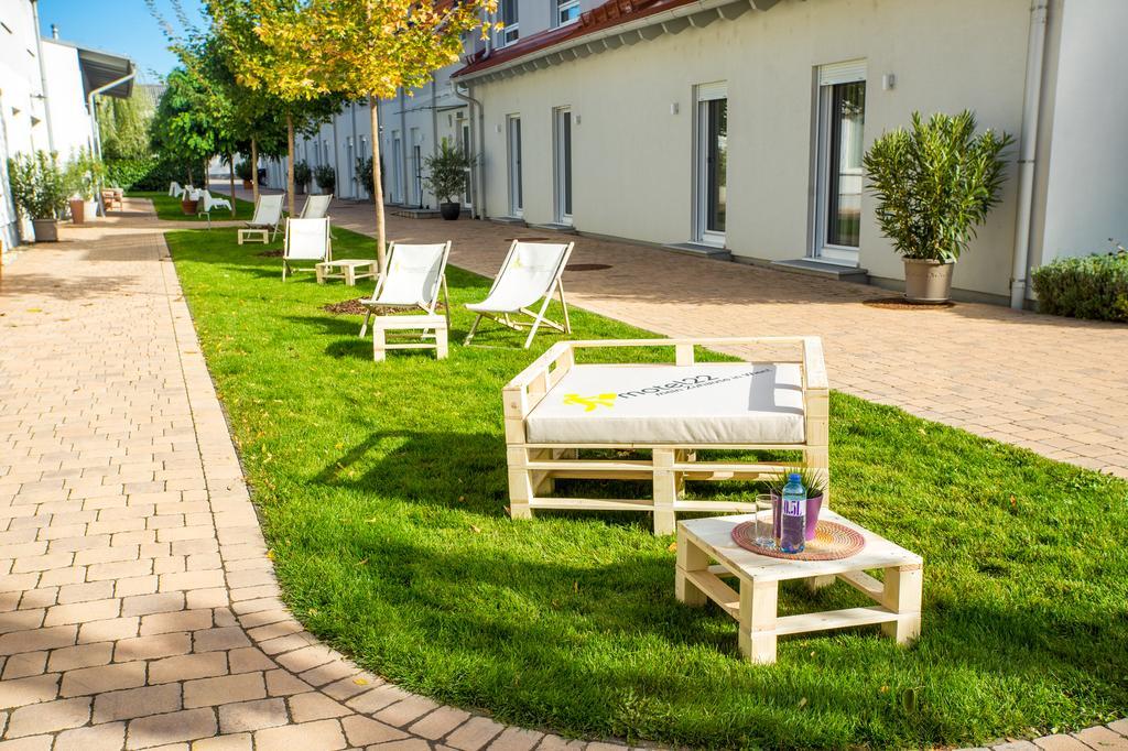 Motel22 Parkplatz Inklusive Вена Экстерьер фото
